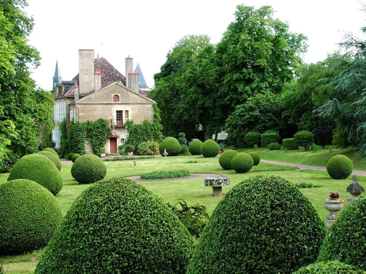 Bed and Breakfast Gentilhommiere De Lurcy Le Bourg Zewnętrze zdjęcie